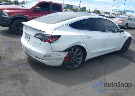 2020 Tesla Model 3 Performance Dual Motor All-Wheel Drive z USA, uszkodzony, nr VIN 5YJ3E1EC1LF784668